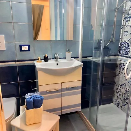Holiday home La Finestra Sul Cortile