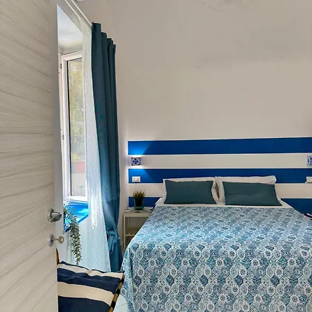 Holiday home La Finestra Sul Cortile *