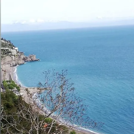 Сasa de vacaciones La Finestra Sul Cortile Maiori